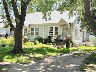 429 E B Ave, Kingman, KS 67068