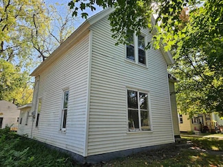 220 W Traer St, Greene, IA 50636