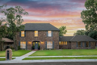 2901 Warren Cir, Irving, TX 75062