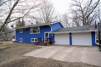 1923 Shady Acres Ln, Mora, MN 55051