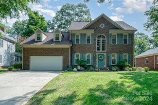 6705 Lyndonville Dr, Charlotte, NC 28277
