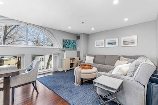76 Elm St Unit G17, Jamaica Plain, MA 02130