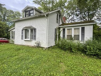 2572 W Brutus St, Weedsport, NY 13166