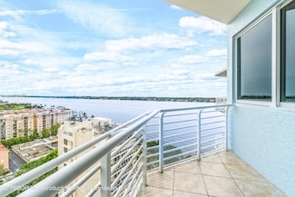 1551 N Flagler Dr Unit PH3, West Palm Beach, FL 33401
