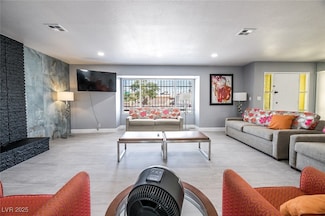 1521 Sombrero Dr, Las Vegas, NV 89169