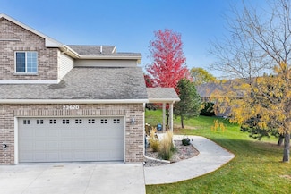 2362 E Plank Rd Unit D, Appleton, WI 54915