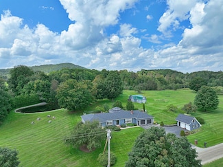 99 Ingalls Dr, Orleans, VT 05860