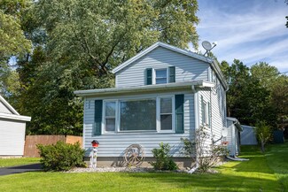 508 Nicholson St, Ionia, MI 48846