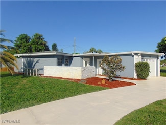 100 Waterview Ave, Lehigh Acres, FL 33936