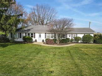 16710 Dover Rd, Dundee, OH 44624