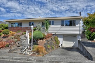 555 Hemlock Way, Edmonds, WA 98020