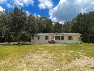 18820 Center St, Ferndale, FL 34715