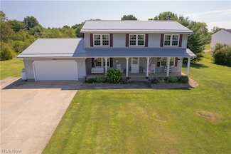 3856 Jones Rd, Diamond, OH 44412