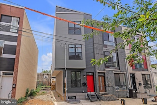 1526 W Seybert St, Philadelphia, PA 19121