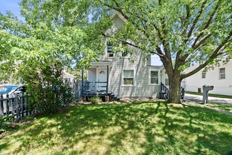339 S Jackson St, Waukegan, IL 60085
