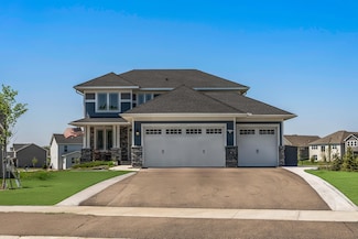 20335 Gateway Dr, Lakeville, MN 55044
