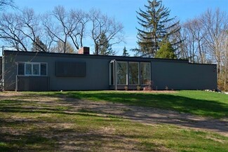 2666 Heather Way, Ann Arbor, MI 48104