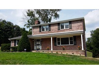 1069 Old Hills Rd, McKeesport, PA 15135