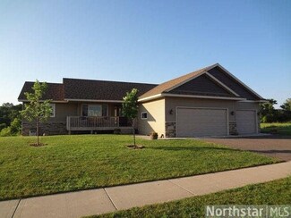 904 Cole Ave, Montrose, MN 55363