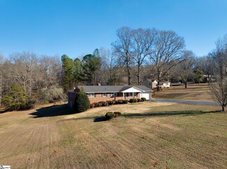 494 Ball Park Rd, Enoree, SC 29335