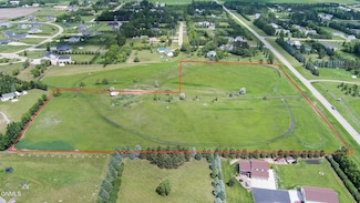 7714 41st St NE, Bismarck, ND 58503