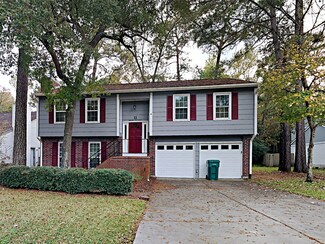 11 Hickory Oak Dr, Spring, TX 77381