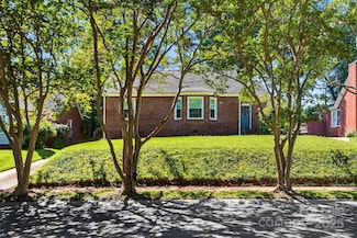 2327 Morton St, Charlotte, NC 28208
