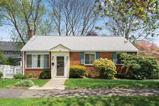 22 Addison Rd, Waltham, MA 02452
