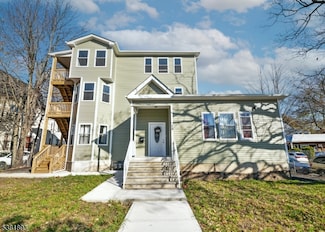 58 Park Ave, East Orange, NJ 07017