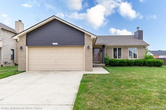 21637 Clifford Dr, Macomb, MI 48044