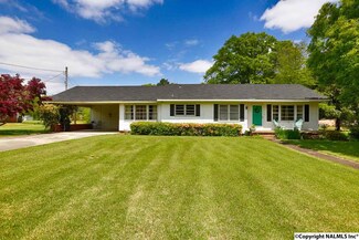 1626 Magnolia St SE, Decatur, AL 35601
