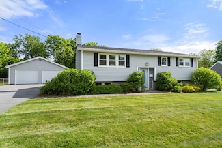 21 Eaton Dr, Hudson, MA 01749