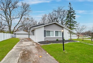 335 Farragut St, Park Forest, IL 60466