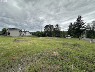 13930 Forsythe Rd, Oregon City, OR 97045