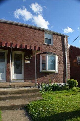 228 E Larkspur St, Homestead, PA 15120