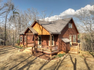 250 Wolf Creek Mountain Rd, Mineral Bluff, GA 30559