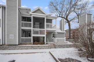 1552 N Oakhill Dr, South Bend, IN 46637