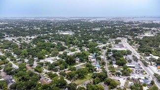 2004 Easter Ave, Fort Pierce, FL 34950