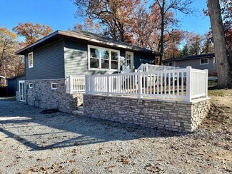 3826 S East St, Knox, IN 46534