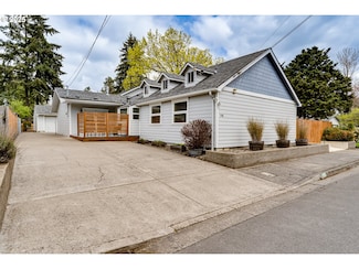1705 Minda Dr, Eugene, OR 97401