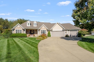 6368 Hollison Dr, Kalamazoo, MI 49009