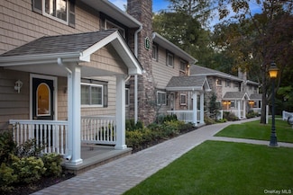 3 Presidents Dr Unit 3-2A, Port Jefferson, NY 11777