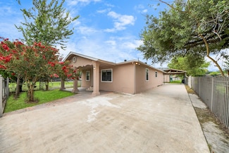 2322 Cromwell St, Houston, TX 77093