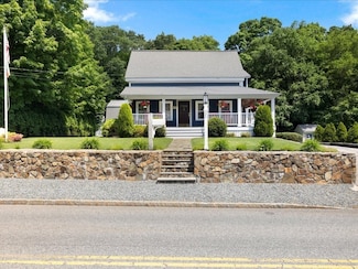 92 E High St, Avon, MA 02322