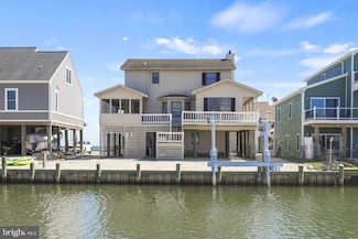 3462 Blackbeard Rd, Greenbackville, VA 23356