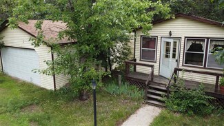 N9818 19th Ave, Necedah, WI 54646