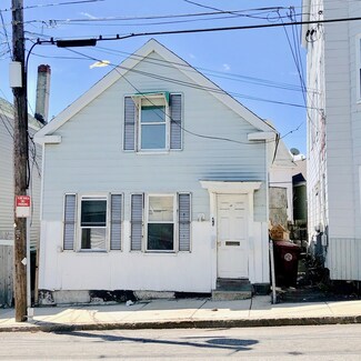 45 Wamesit St, Lowell, MA 01852