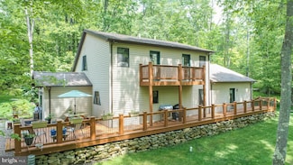 328 Stool Rock Rd, Oakland, MD 21550