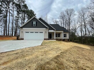43 N Nolan Park Dr, Selma, NC 27576