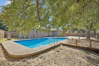 5421 Dana Point Dr, Arlington, TX 76017